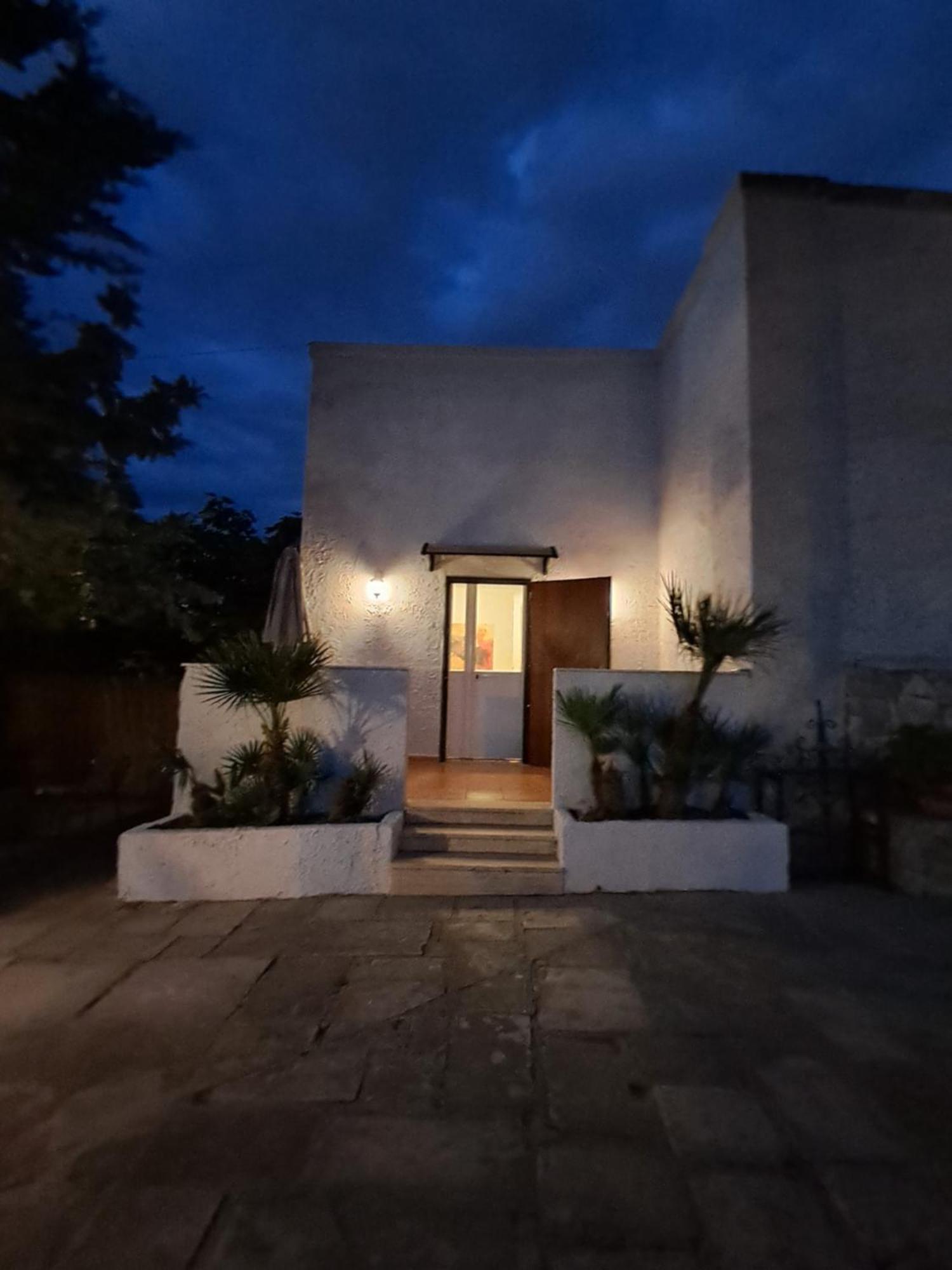 Torre Del Sole Villa Bari Bagian luar foto
