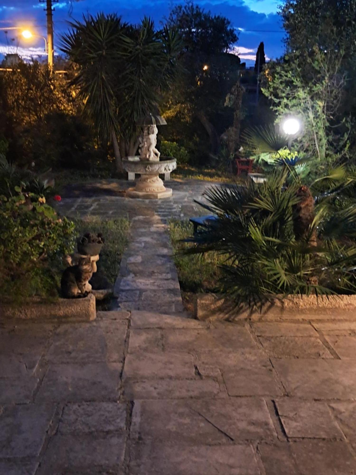 Torre Del Sole Villa Bari Bagian luar foto