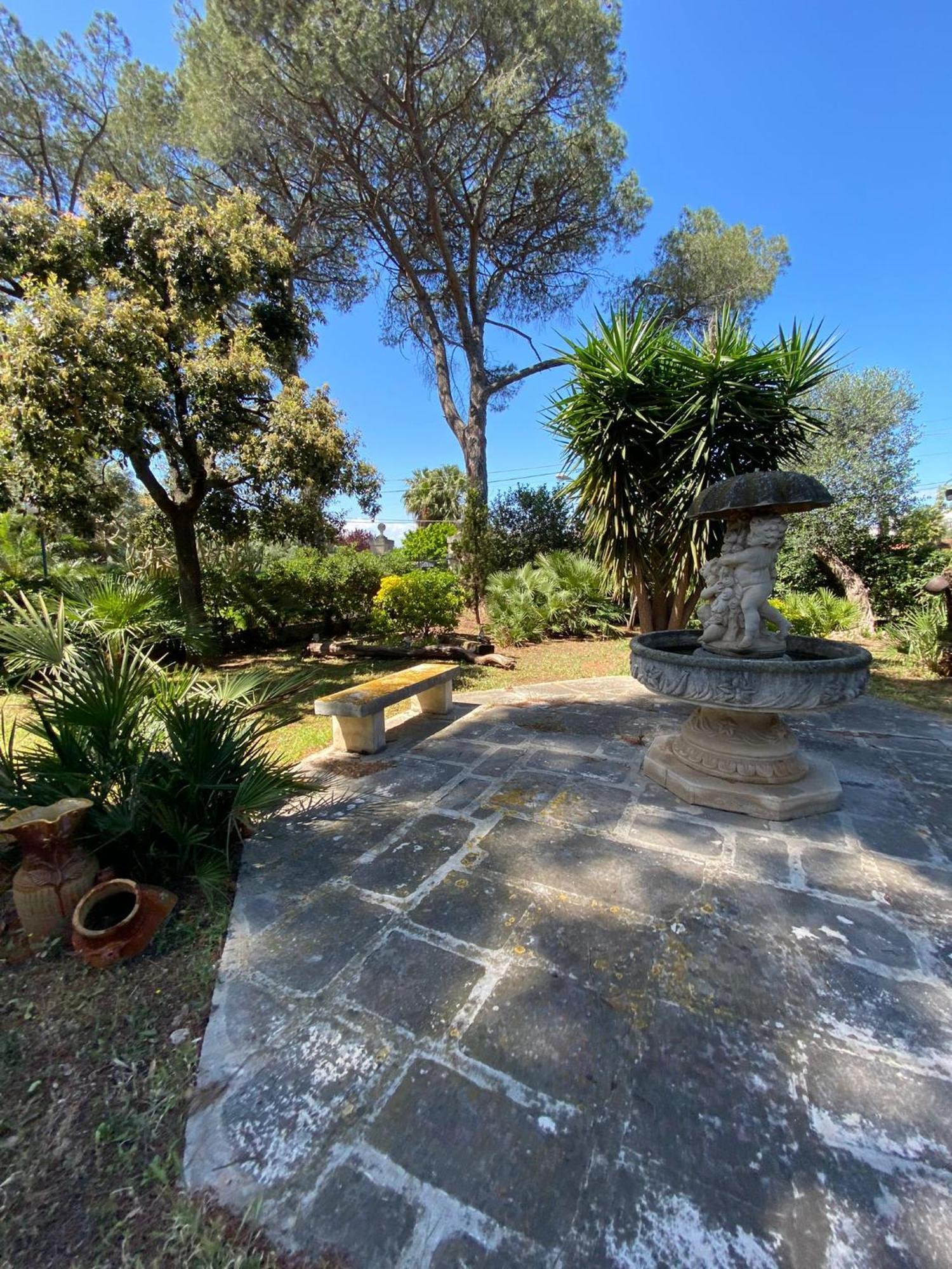 Torre Del Sole Villa Bari Bagian luar foto