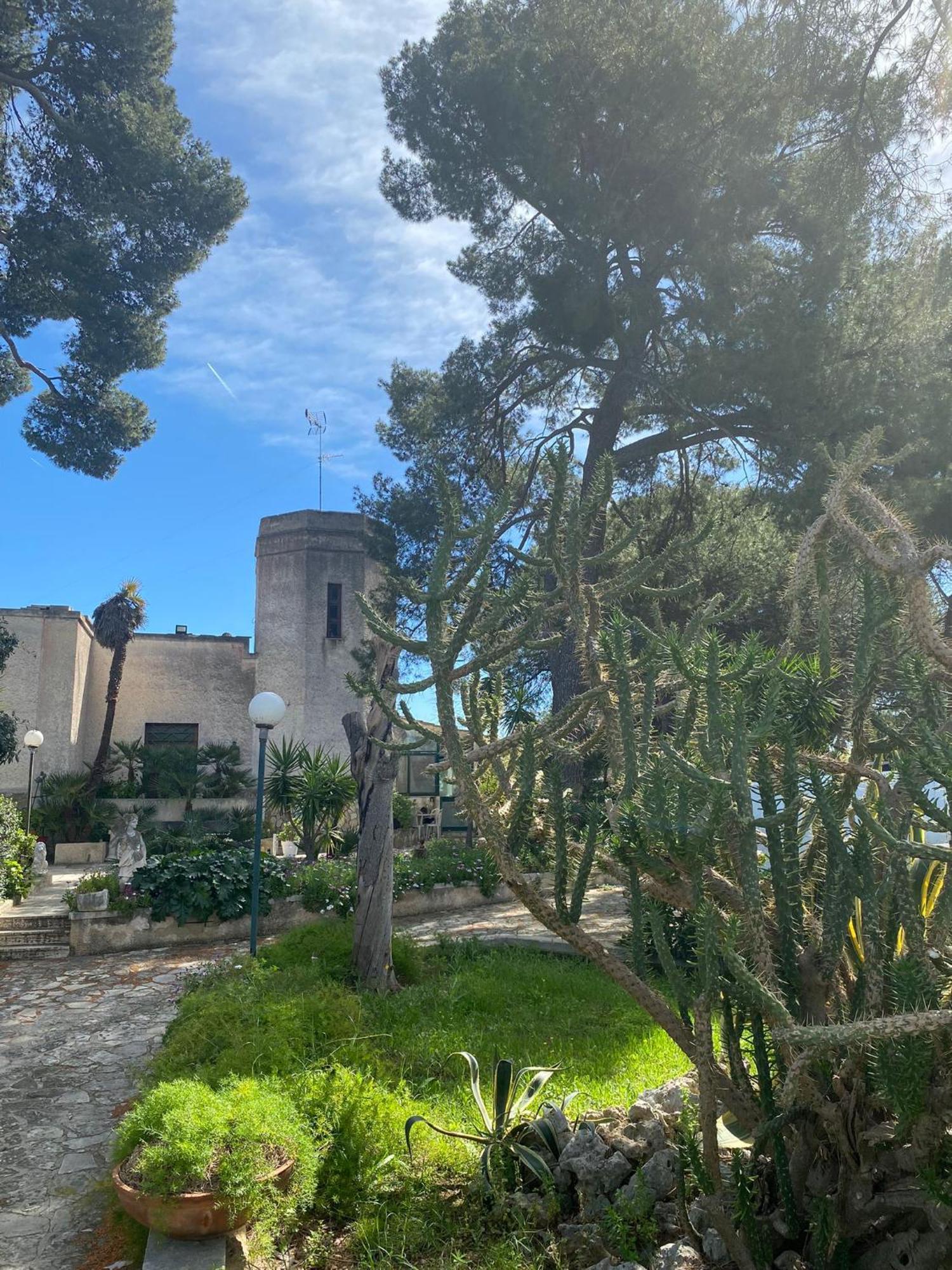 Torre Del Sole Villa Bari Bagian luar foto