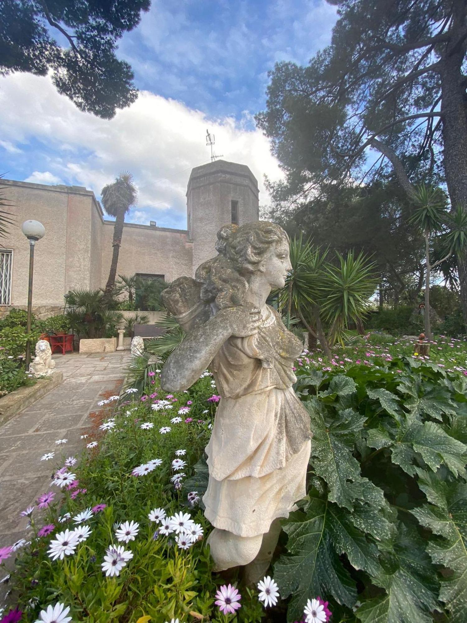Torre Del Sole Villa Bari Bagian luar foto