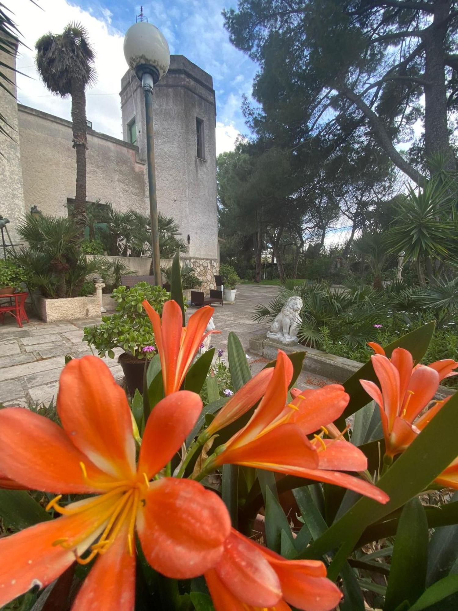 Torre Del Sole Villa Bari Bagian luar foto