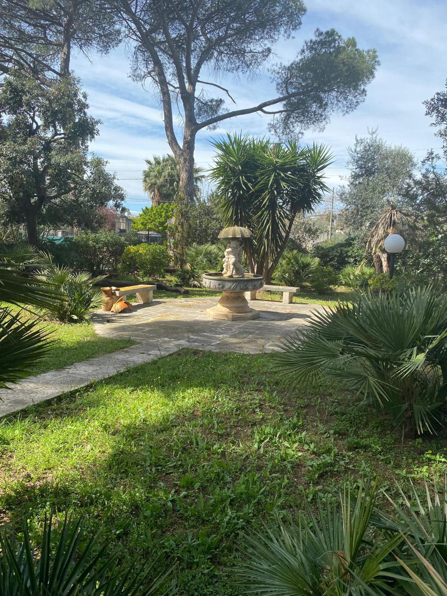 Torre Del Sole Villa Bari Bagian luar foto